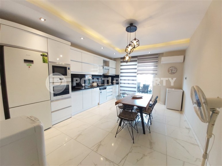 Панорамная двухуровневая квартира с видом на Торосские горы, в 700 метрах от моря, в центре района Махмутлар-id-5956-фото-4