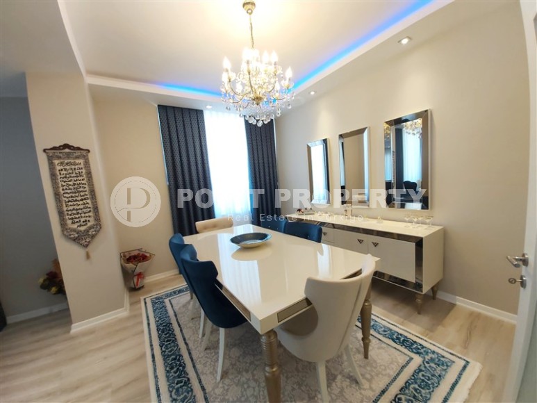 Панорамная двухуровневая квартира с видом на Торосские горы, в 700 метрах от моря, в центре района Махмутлар-id-5956-фото-3