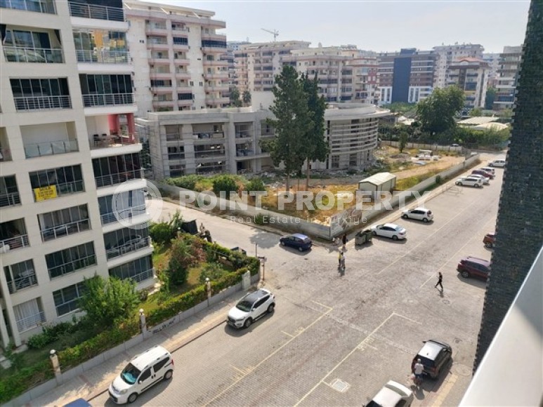 Spacious two-level apartment, on an area of 200 m2, in the center of a modern, developed area of Alanya - Mahmutlar-id-5958-photo-15