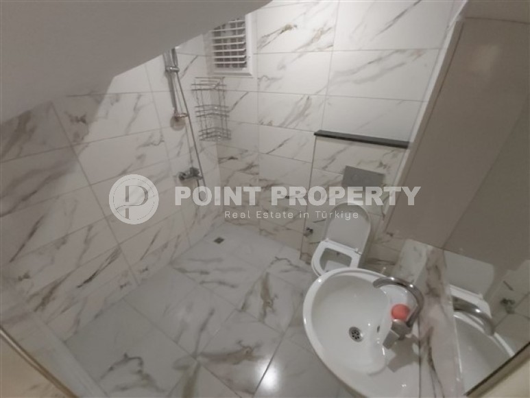 Spacious two-level apartment, on an area of 200 m2, in the center of a modern, developed area of Alanya - Mahmutlar-id-5958-photo-10