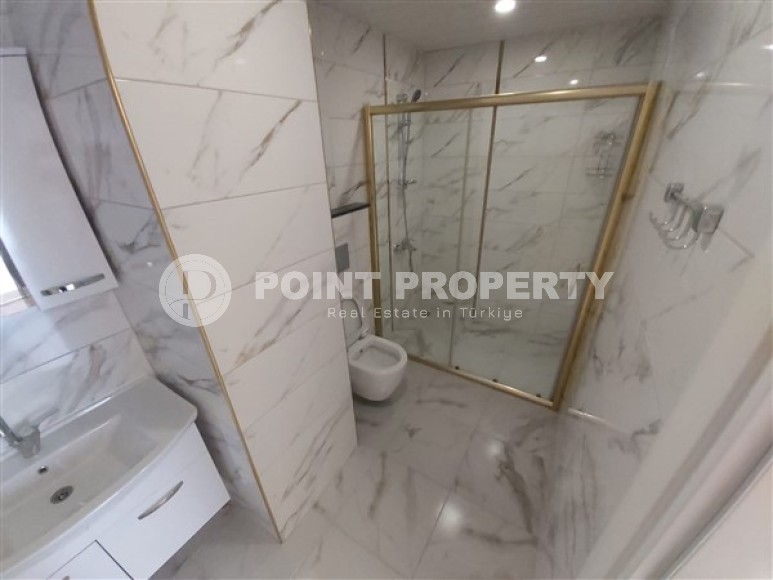 Spacious two-level apartment, on an area of 200 m2, in the center of a modern, developed area of Alanya - Mahmutlar-id-5958-photo-9