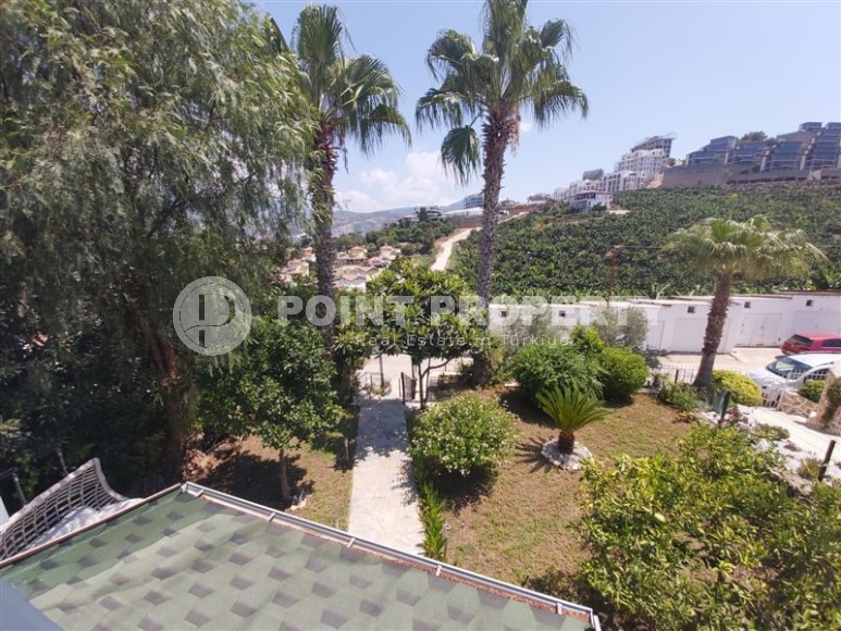 Villa with private garden in a prestigious, picturesque area of Alanya - Kargicak-id-5959-photo-15
