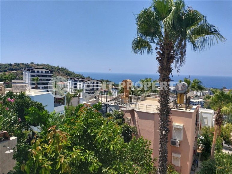 Villa with private garden in a prestigious, picturesque area of Alanya - Kargicak-id-5959-photo-18
